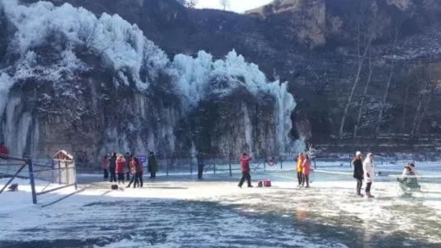 房山古洞古村冰雪节体验