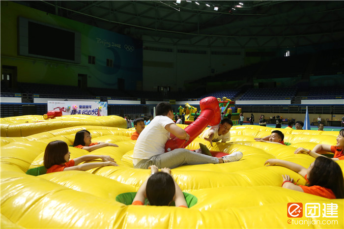 红队特写,顶蘑菇的超级玛丽,重温青春,一起热身,广播体操,预备开始!